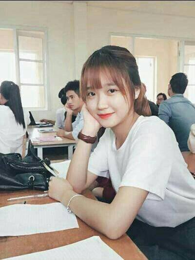 Gái Xinh Dễ Thương Vẻ Đẹp Tự Nhiên Lan Tỏa Sức Hút Khó Cưỡng Trong Giới Trẻ Việt